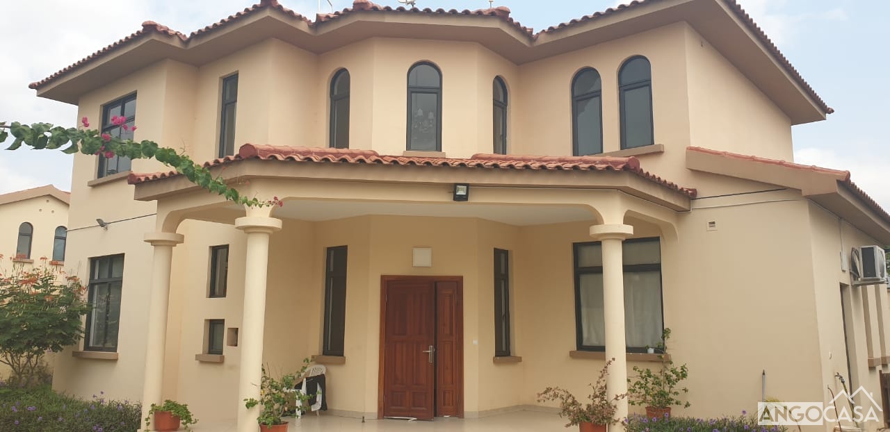 Condomínio Jardim de Rosas