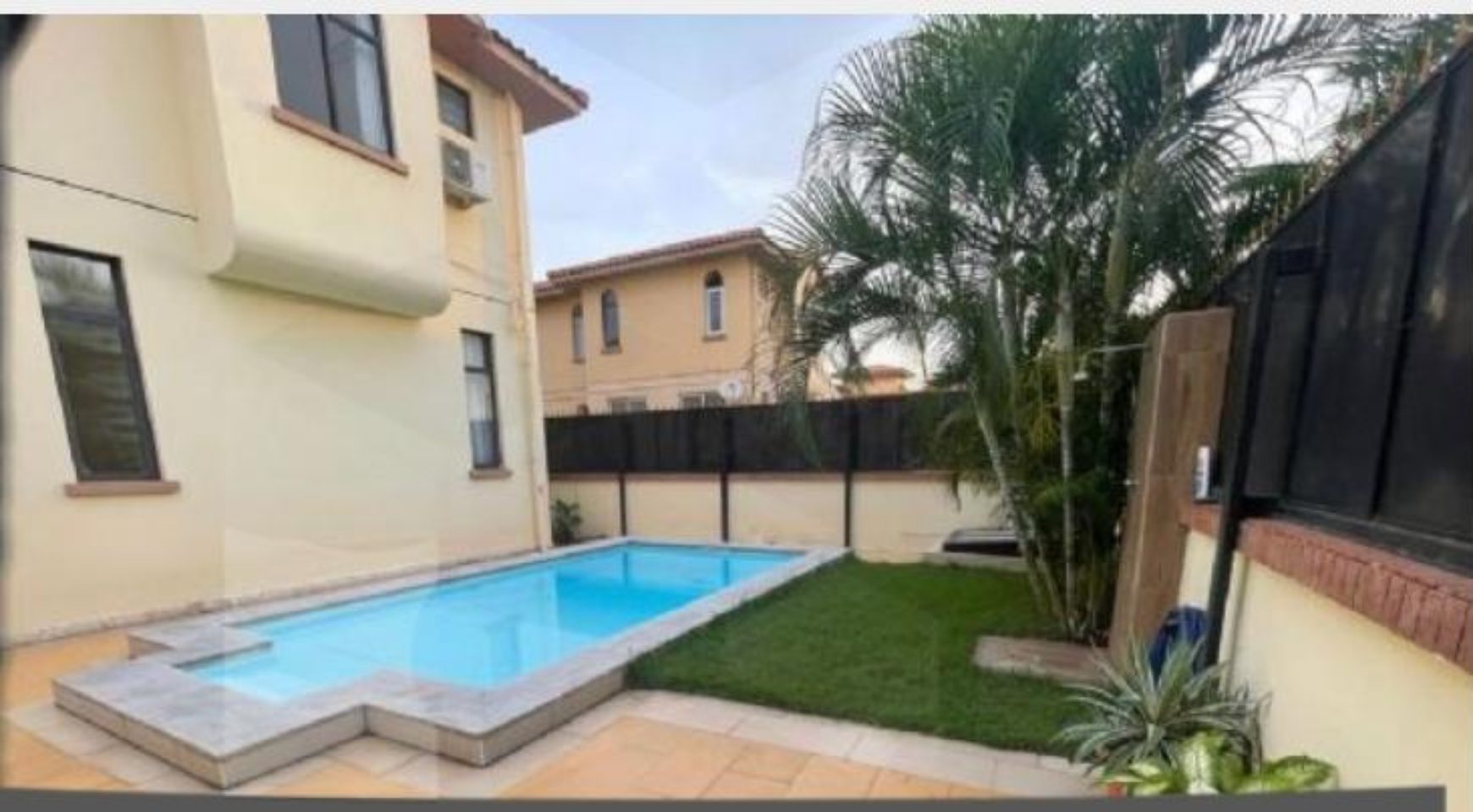 Condomínio Jardim de Rosas