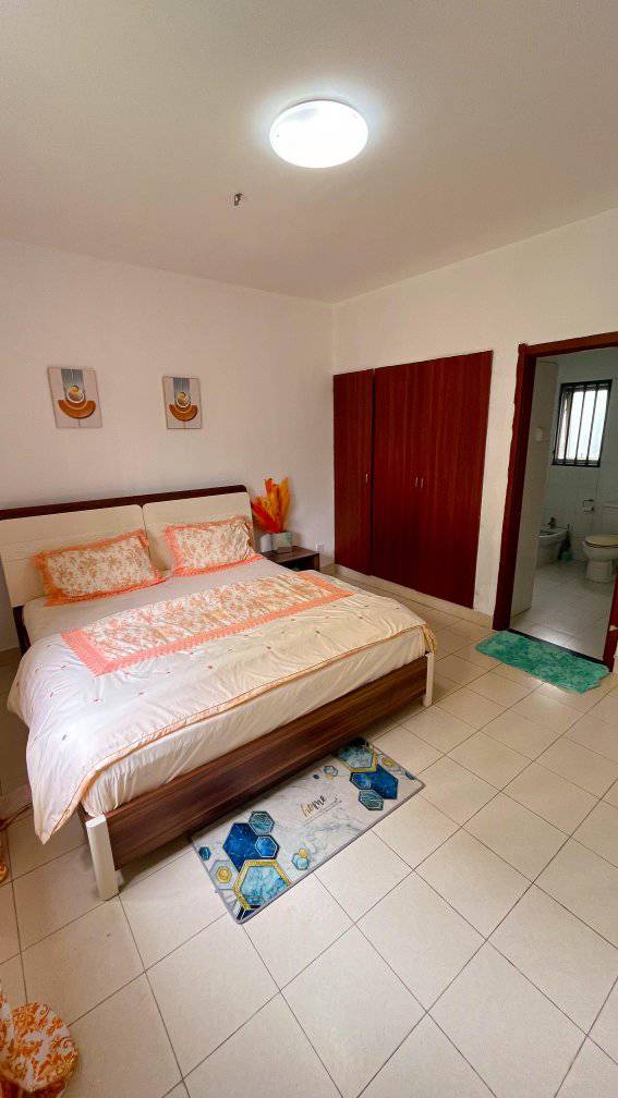 APARTAMENTO T5 No KILAMBA