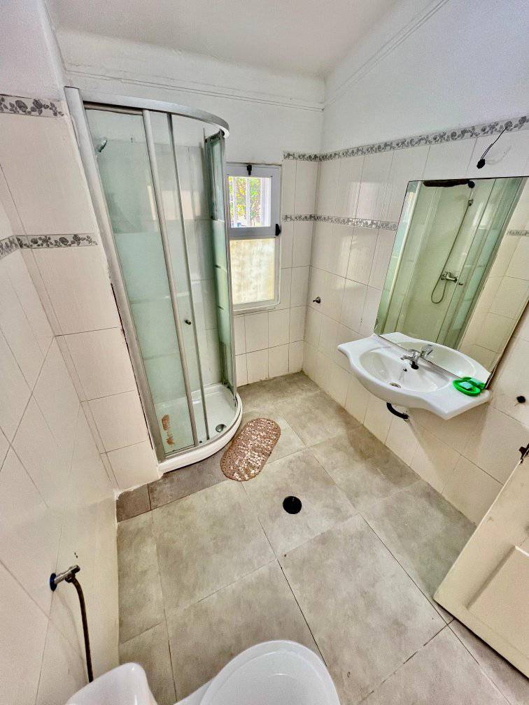 vivenda V3 mobilada na Rua da Índia